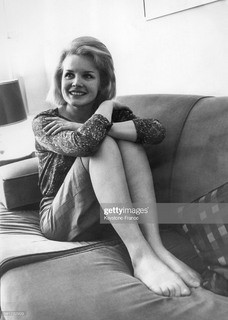 Carroll Baker feet photo 16