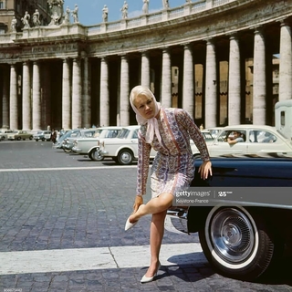 Carroll Baker feet photo 3