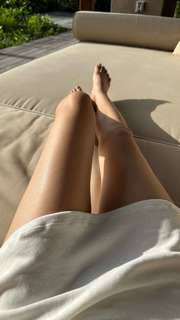 Caryn Marjorie feet photo thumbnail
