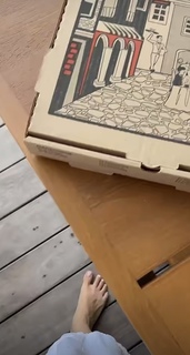 Caryn Marjorie feet photo thumbnail