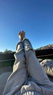 Caryn Marjorie feet photo thumbnail