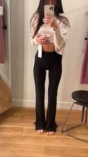 Caryn Marjorie feet photo thumbnail