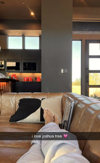 Caryn Marjorie feet photo thumbnail