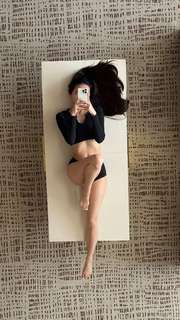 Caryn Marjorie feet photo thumbnail