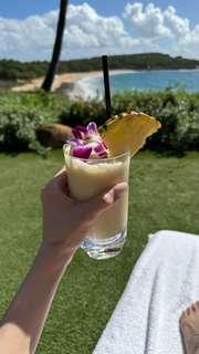 Caryn Marjorie feet photo thumbnail