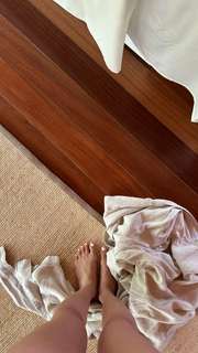 Caryn Marjorie feet photo thumbnail