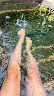 Caryn Marjorie feet photo thumbnail