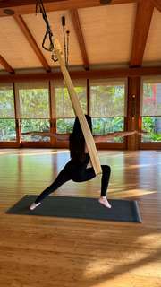 Caryn Marjorie feet photo thumbnail