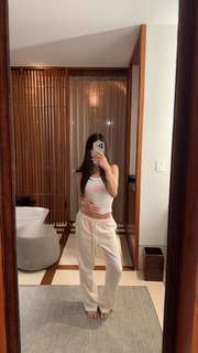 Caryn Marjorie feet photo thumbnail