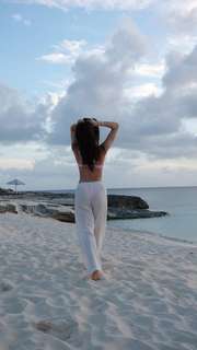 Caryn Marjorie feet photo thumbnail