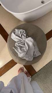 Caryn Marjorie feet photo thumbnail