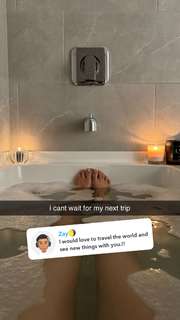 Caryn Marjorie feet photo thumbnail