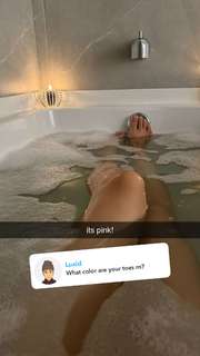 Caryn Marjorie feet photo thumbnail