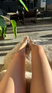 Caryn Marjorie feet photo thumbnail