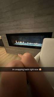 Caryn Marjorie feet photo thumbnail