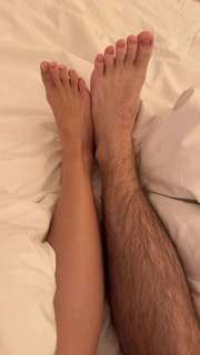 Caryn Marjorie feet photo thumbnail