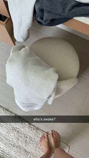 Caryn Marjorie feet photo thumbnail