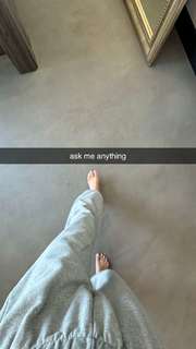 Caryn Marjorie feet photo thumbnail