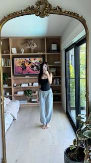 Caryn Marjorie feet photo thumbnail