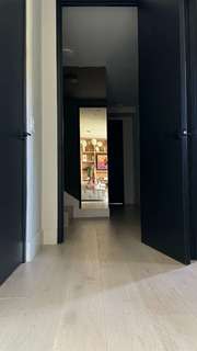 Caryn Marjorie feet photo thumbnail