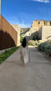 Caryn Marjorie feet photo thumbnail