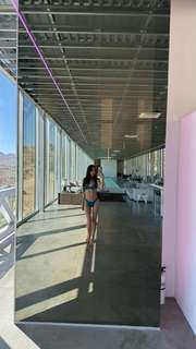 Caryn Marjorie feet photo thumbnail