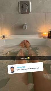 Caryn Marjorie feet photo thumbnail