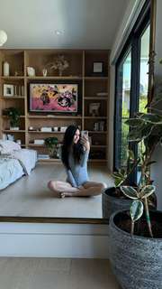 Caryn Marjorie feet photo thumbnail