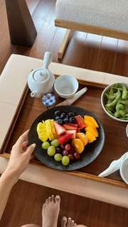 Caryn Marjorie feet photo thumbnail