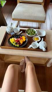 Caryn Marjorie feet photo thumbnail