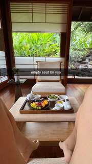 Caryn Marjorie feet photo thumbnail