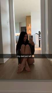 Caryn Marjorie feet photo thumbnail