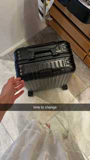 Caryn Marjorie feet photo thumbnail