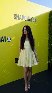 Caryn Marjorie feet photo thumbnail