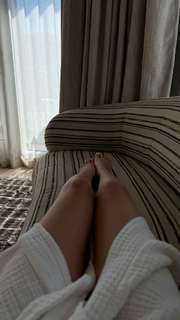 Caryn Marjorie feet photo thumbnail