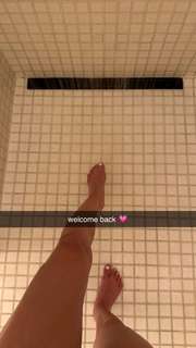 Caryn Marjorie feet photo thumbnail