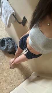 Caryn Marjorie feet photo thumbnail