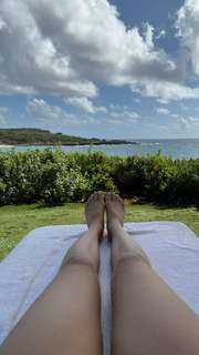 Caryn Marjorie feet photo thumbnail