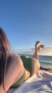 Caryn Marjorie feet photo thumbnail