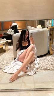 Caryn Marjorie feet photo thumbnail