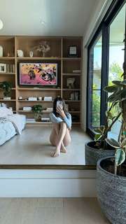 Caryn Marjorie feet photo thumbnail