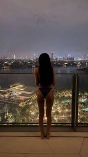 Caryn Marjorie feet photo thumbnail