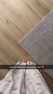 Caryn Marjorie feet photo thumbnail