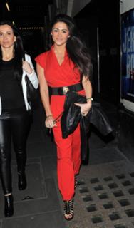 Casey Batchelor feet photo thumbnail