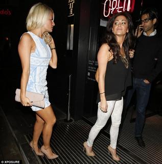 Casey Batchelor feet photo thumbnail
