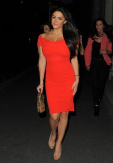 Casey Batchelor feet photo thumbnail
