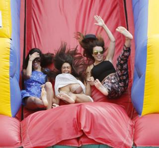 Casey Batchelor feet photo thumbnail