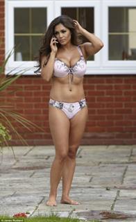 Casey Batchelor feet photo thumbnail