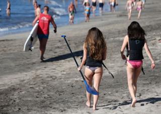 Casey Batchelor feet photo thumbnail