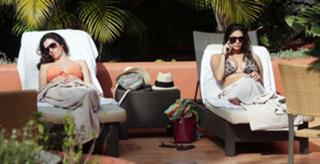 Casey Batchelor feet photo thumbnail